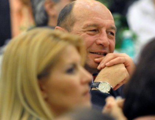 Udrea: E o simplă speculaţie varianta vehiculată privind revenirea lui Băsescu la şefia PDL din 2014